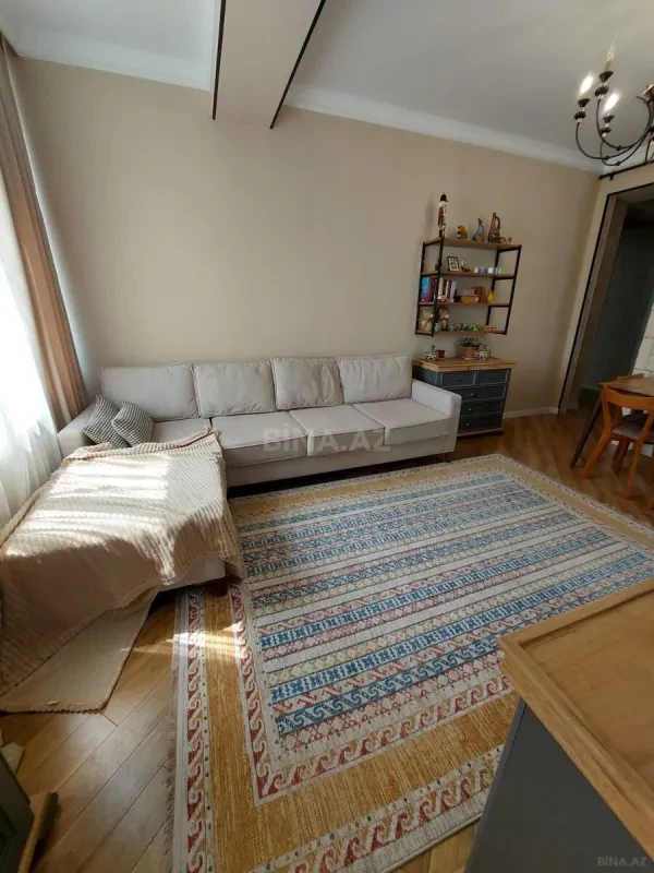 Satılır 3 otaqlı mənzil 99.7 m²