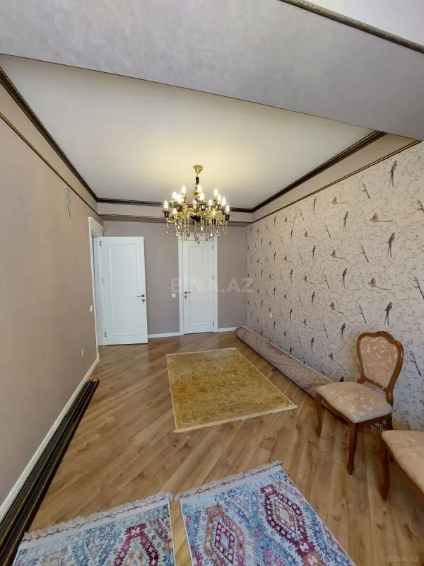 Satılır 3 otaqlı mənzil 99.7 m²