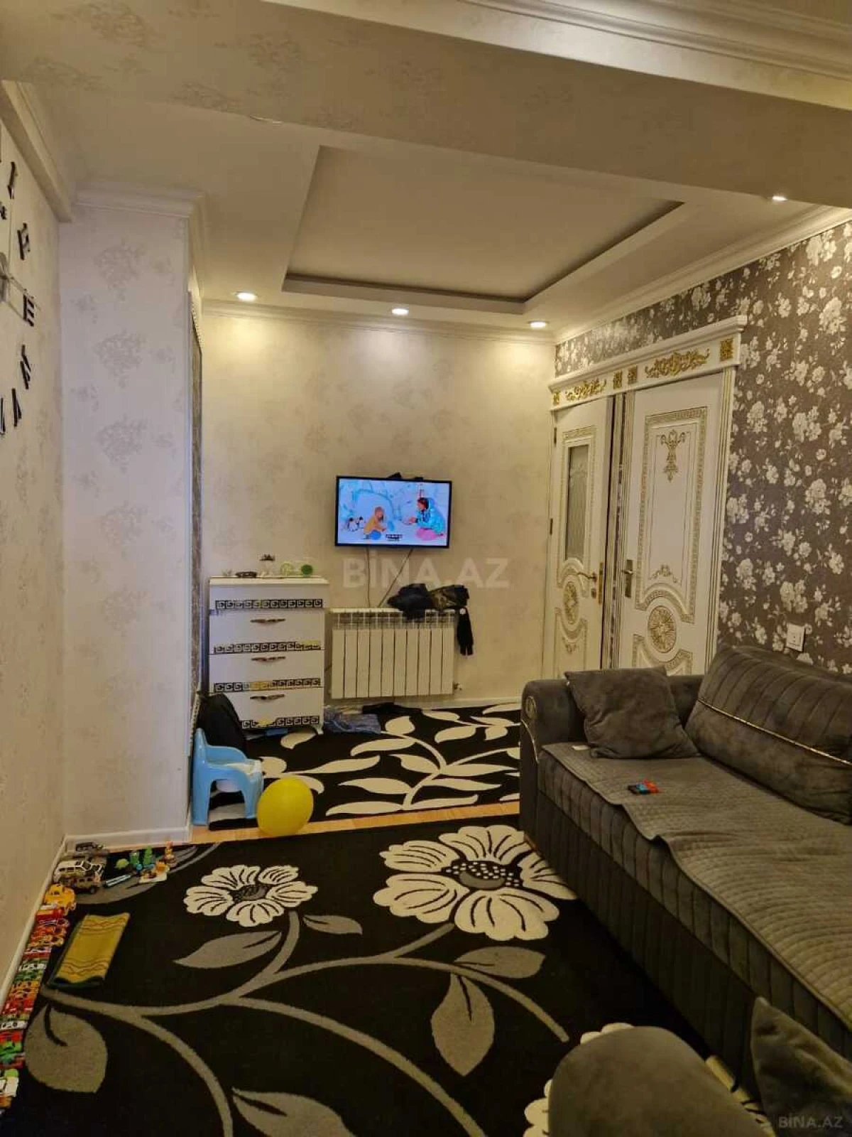 Satılır 3 otaqlı mənzil 82 m²