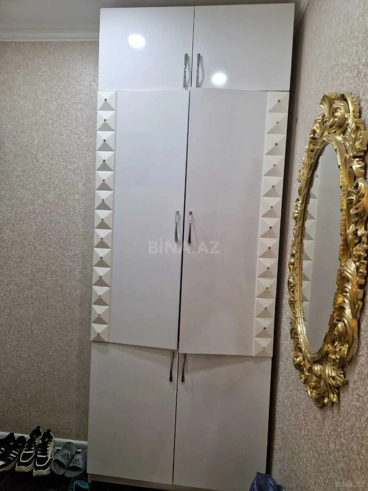 Satılır 3 otaqlı mənzil 82 m²
