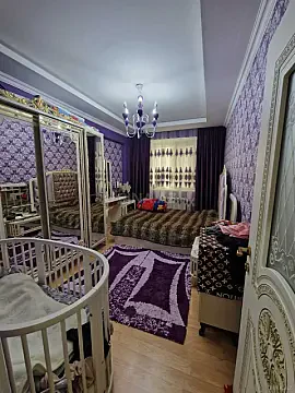 Satılır 3 otaqlı mənzil 82 m²