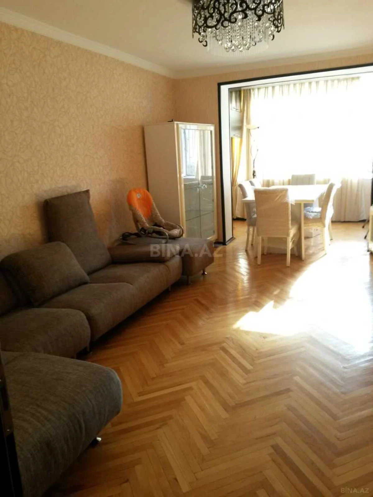 Satılır 2 otaqlı mənzil 65 m²