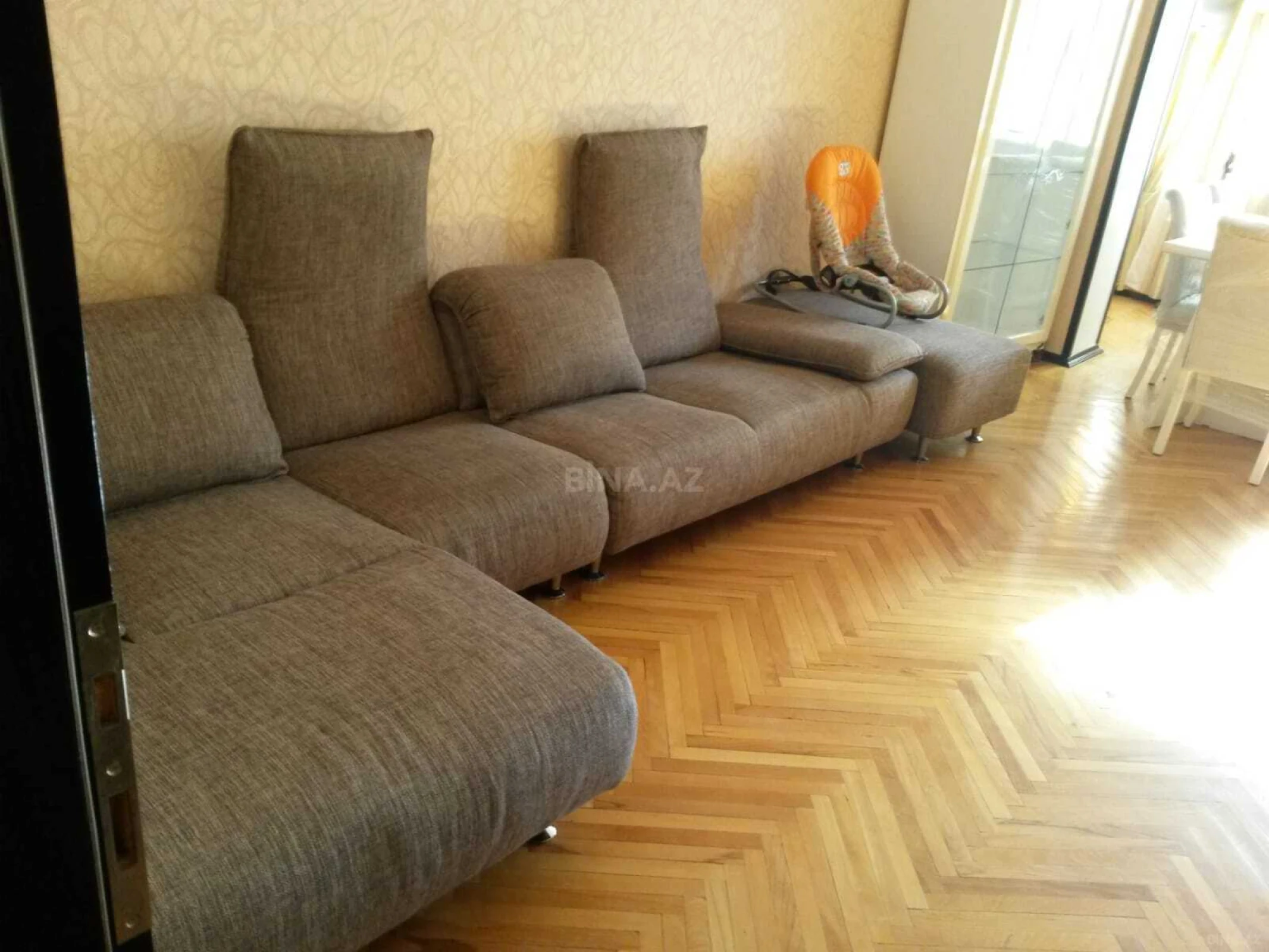 Satılır 2 otaqlı mənzil 65 m²