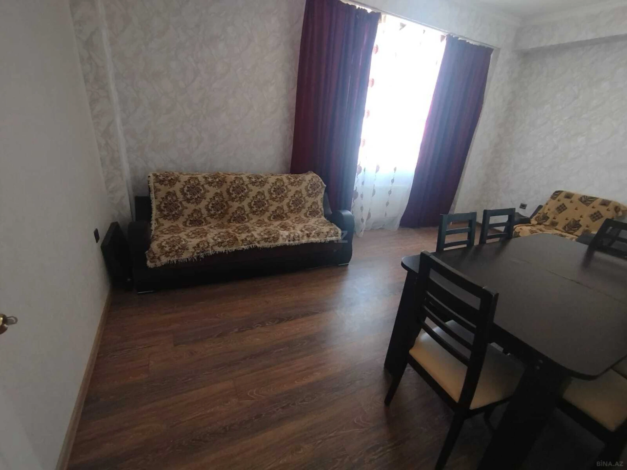 Kirayə verilir 2 otaqlı mənzil 60 m²
