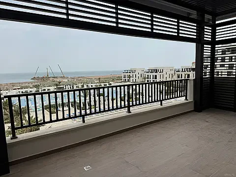 Kirayə verilir 3 otaqlı mənzil 150 m²