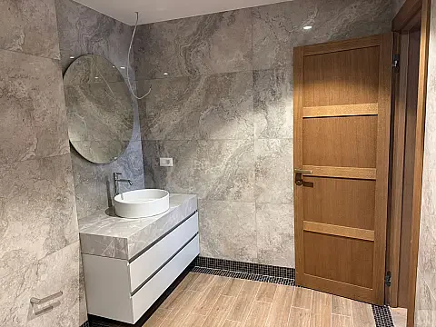 Kirayə verilir 3 otaqlı mənzil 150 m²