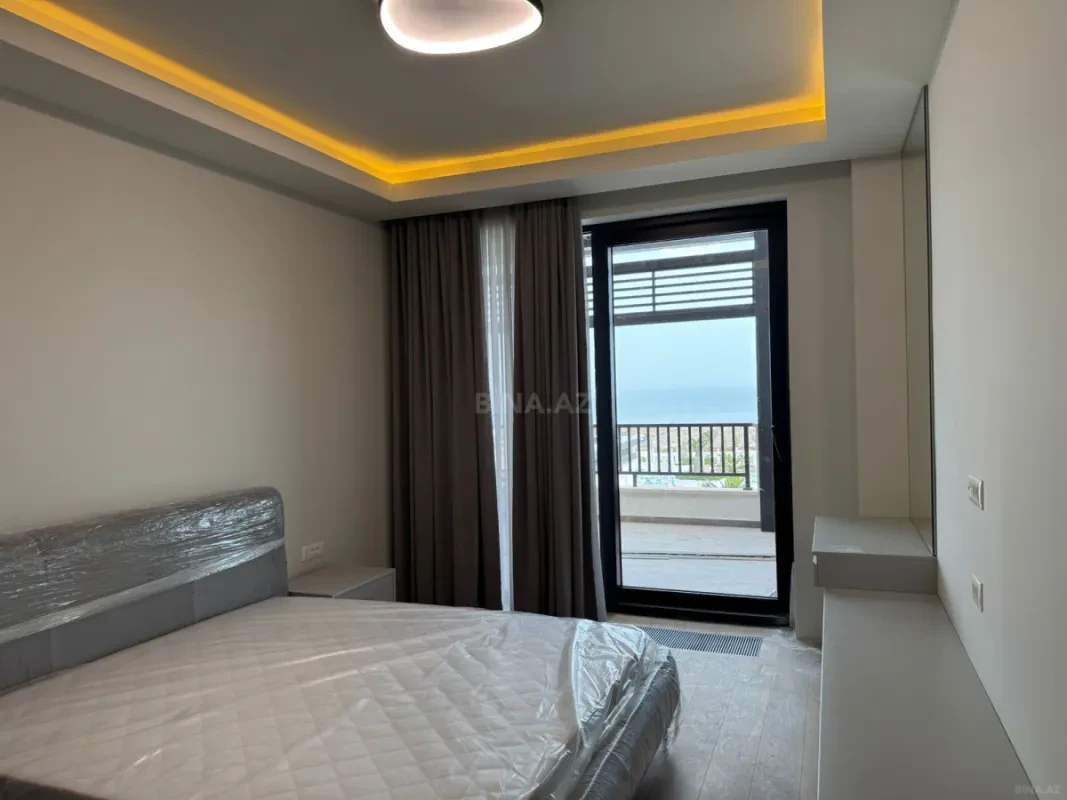 Kirayə verilir 3 otaqlı mənzil 150 m²