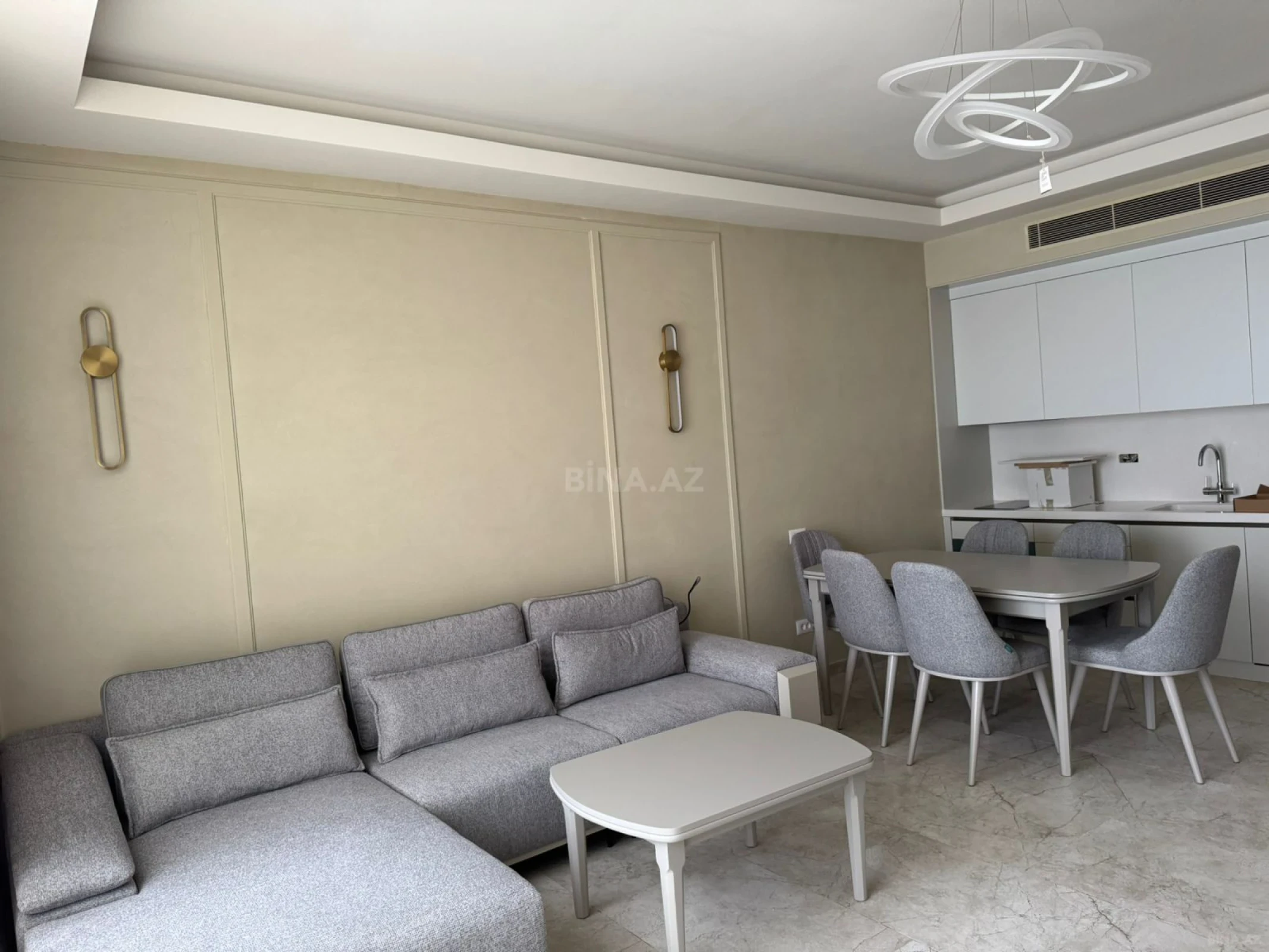 Kirayə verilir 3 otaqlı mənzil 150 m²