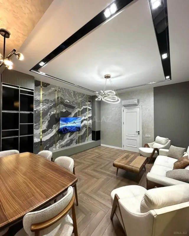 Kirayə verilir 2 otaqlı mənzil 80 m²