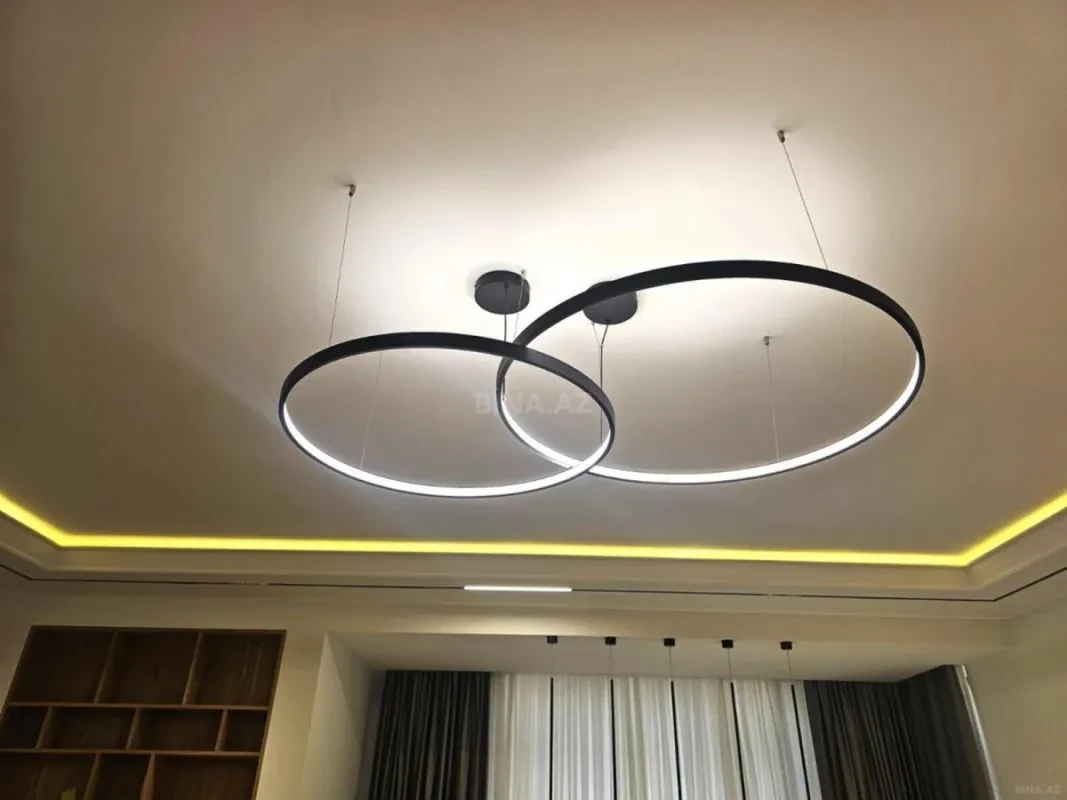 Kirayə verilir 3 otaqlı mənzil 150 m²