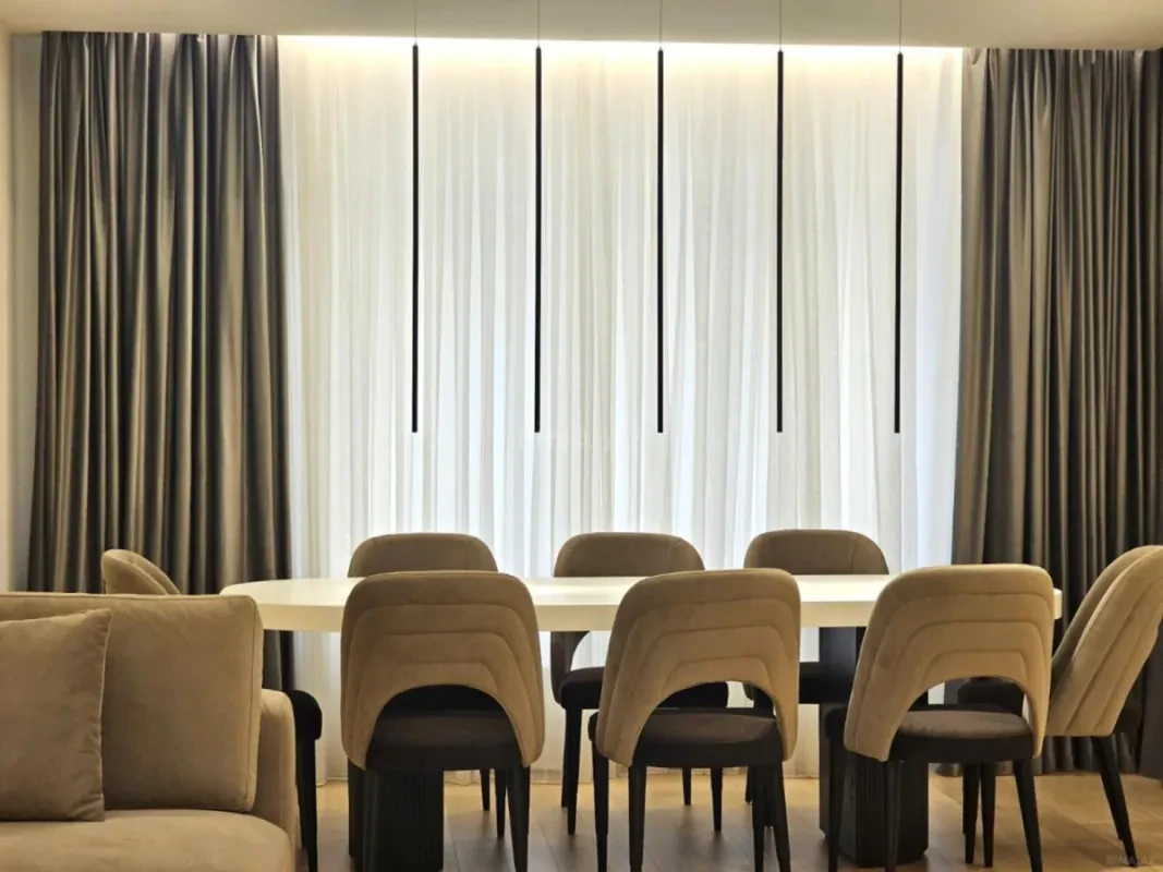 Kirayə verilir 3 otaqlı mənzil 150 m²
