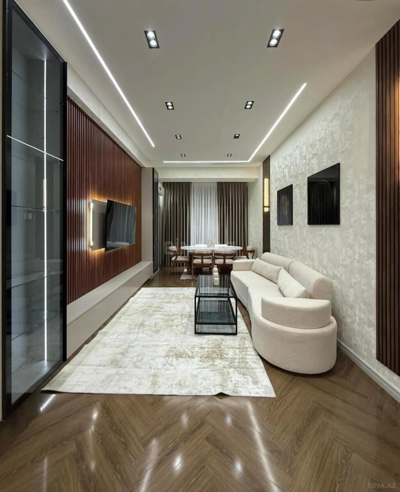Kirayə verilir 2 otaqlı mənzil 80 m²