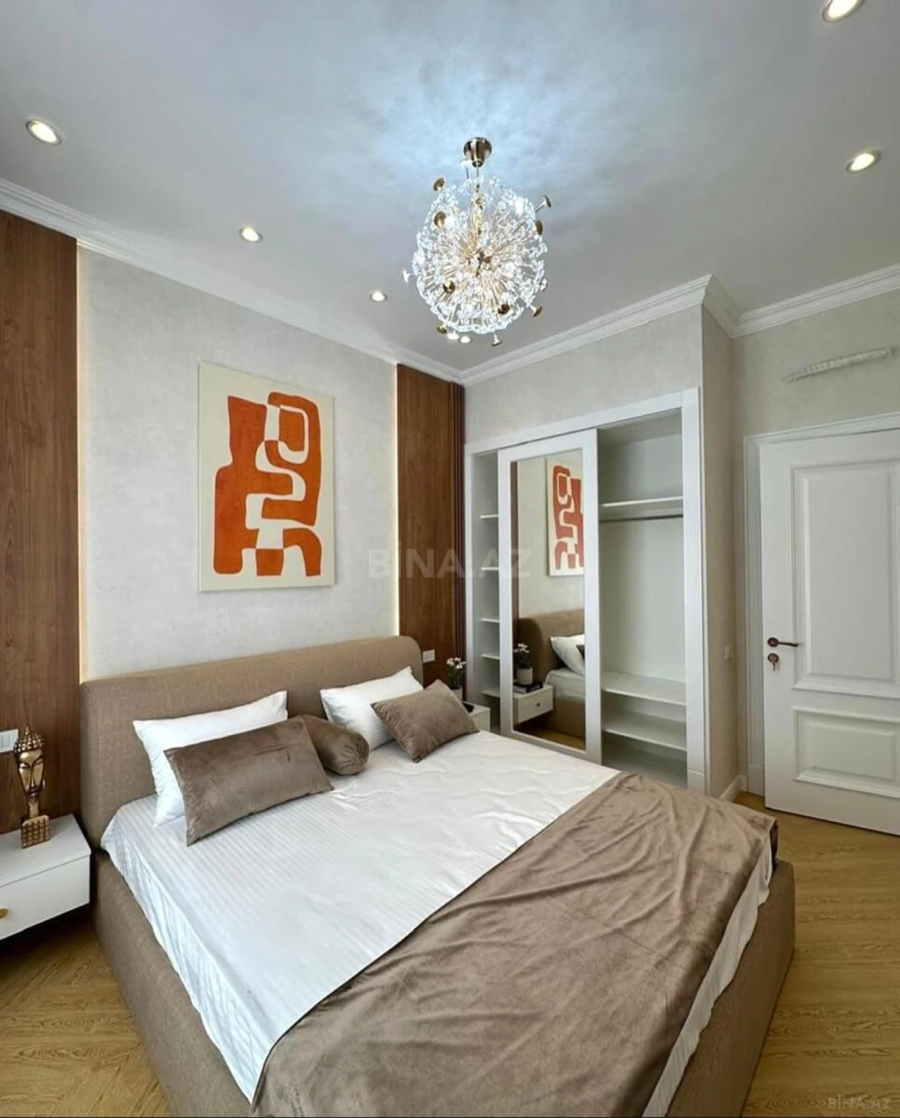 Kirayə verilir 3 otaqlı mənzil 145 m²