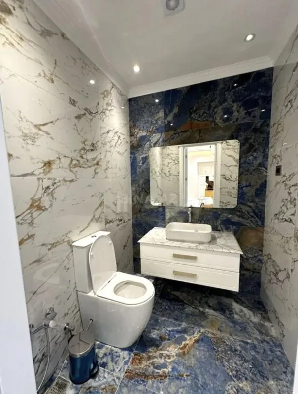 Kirayə verilir 3 otaqlı mənzil 140 m²