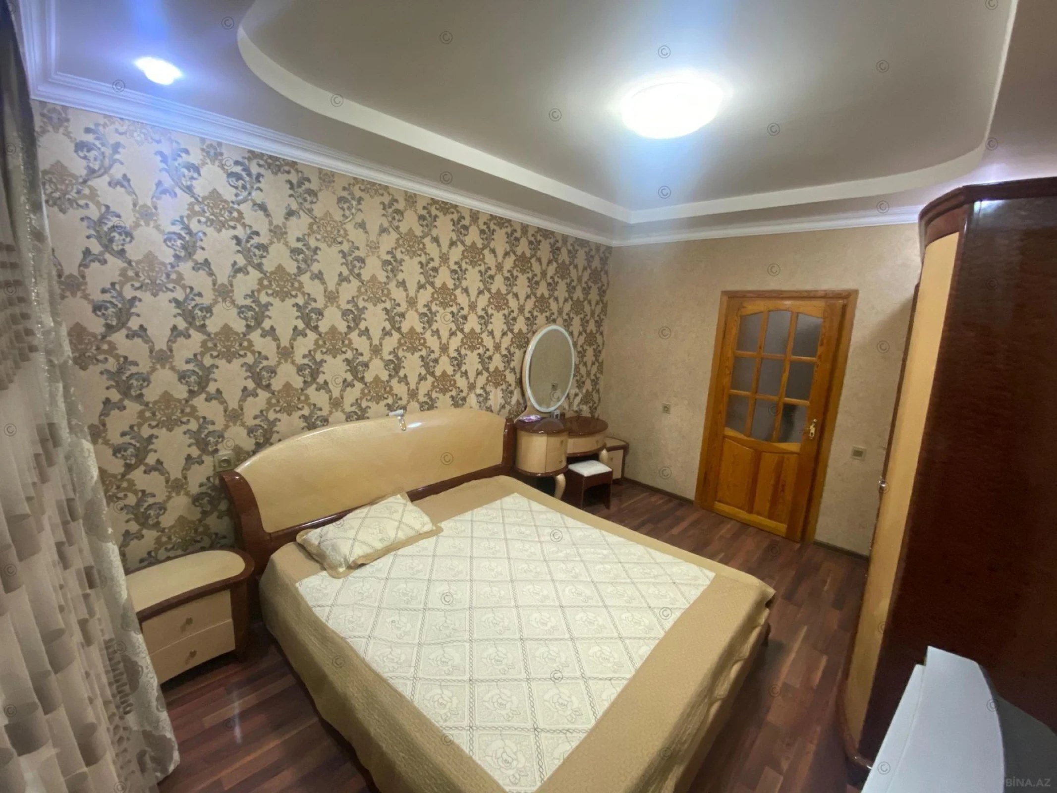 Satılır 2 otaqlı mənzil 65 m²
