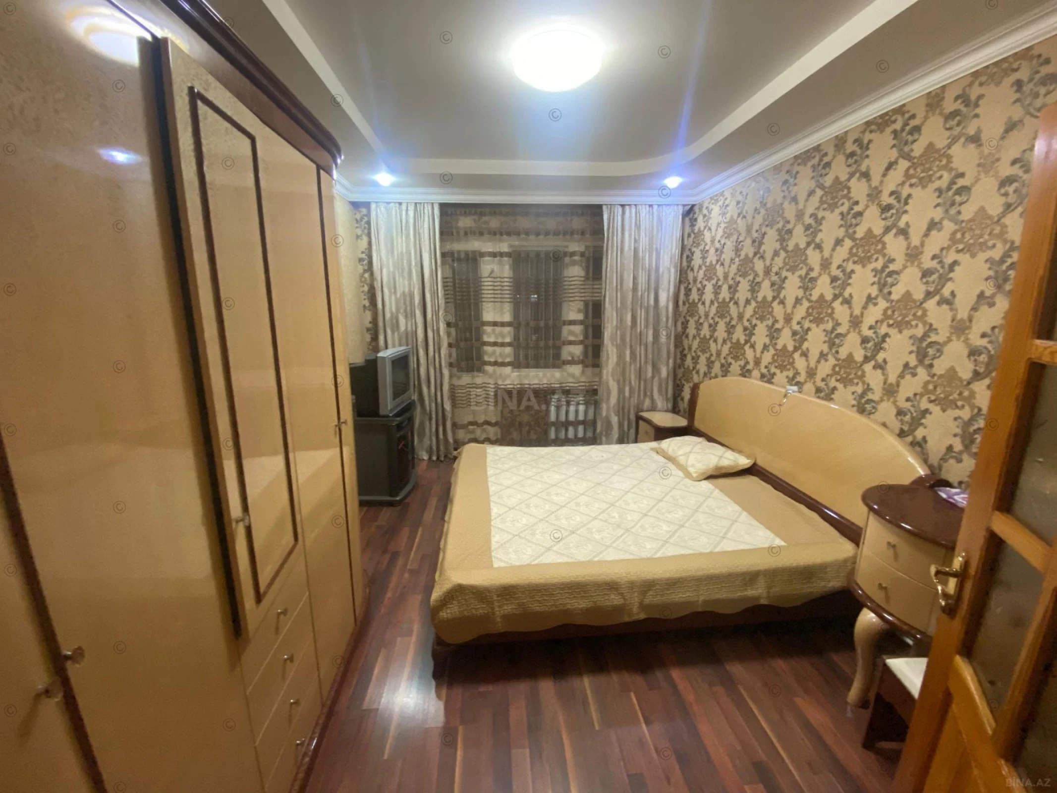 Satılır 2 otaqlı mənzil 65 m²