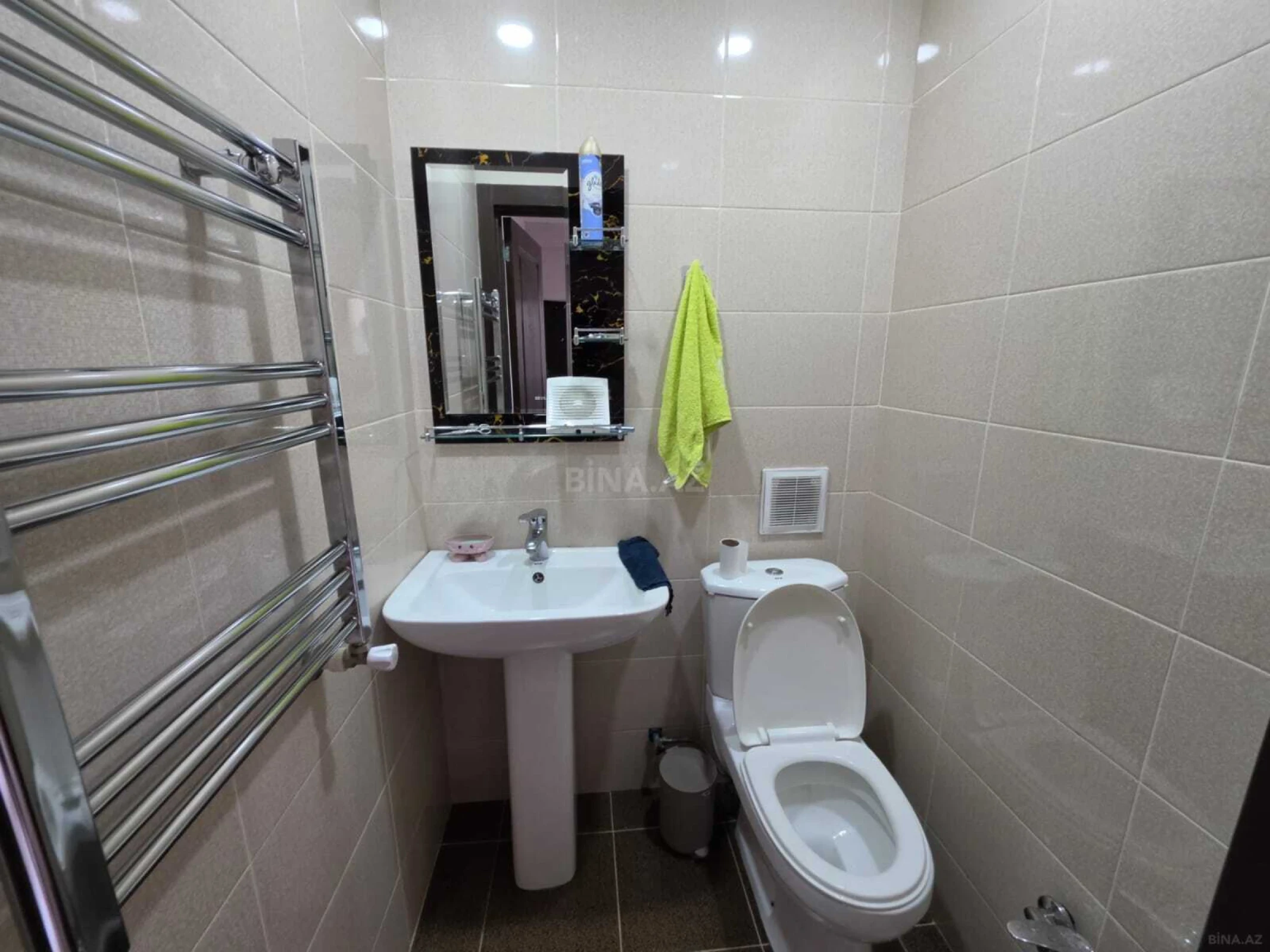 Satılır 4 otaqlı mənzil 112 m²