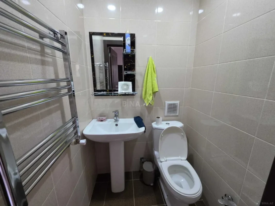 Satılır 4 otaqlı mənzil 112 m²