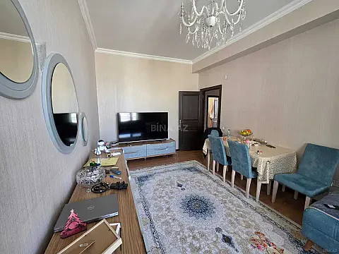 Satılır 4 otaqlı mənzil 112 m²