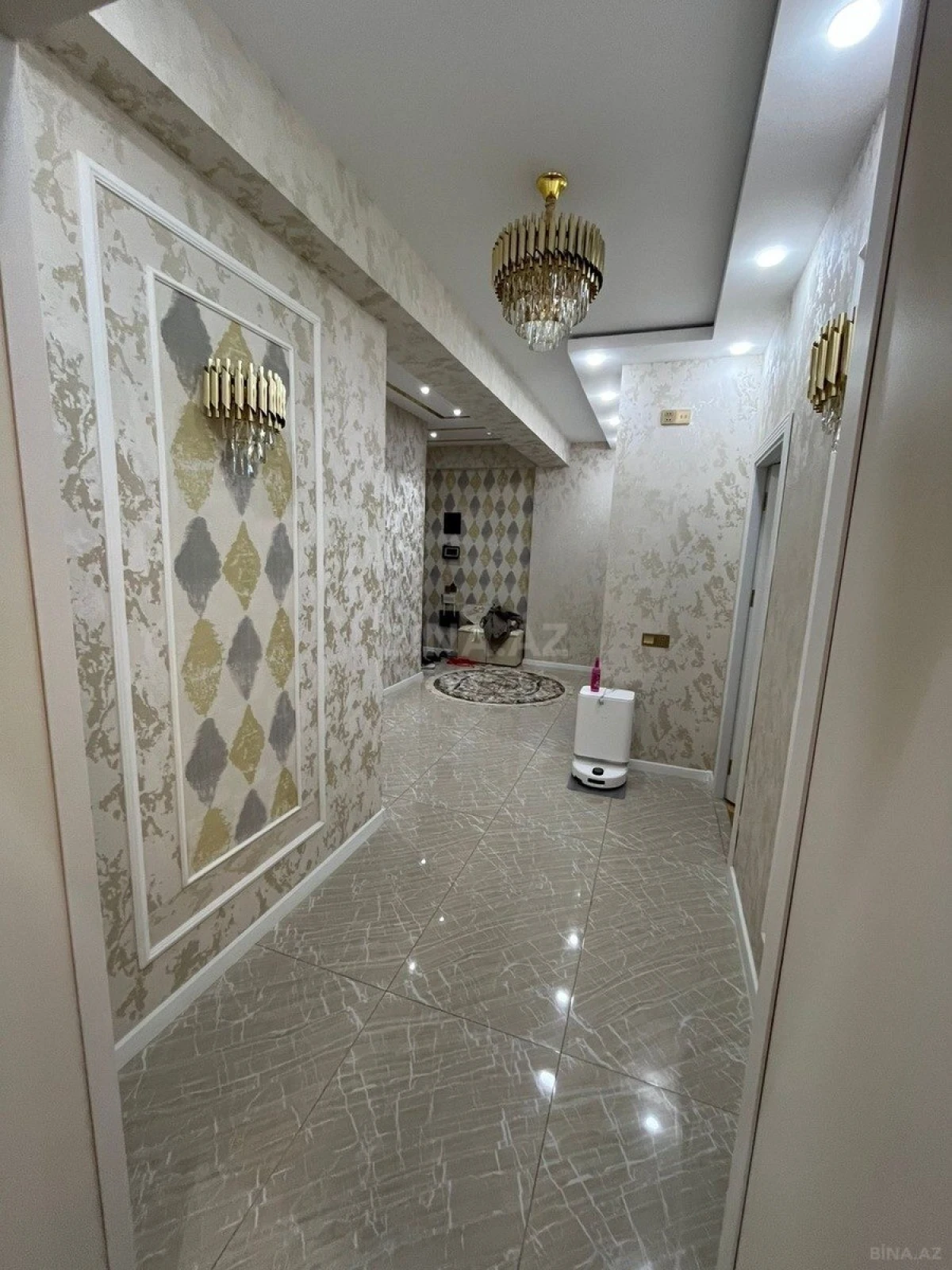 Satılır 3 otaqlı mənzil 100 m²