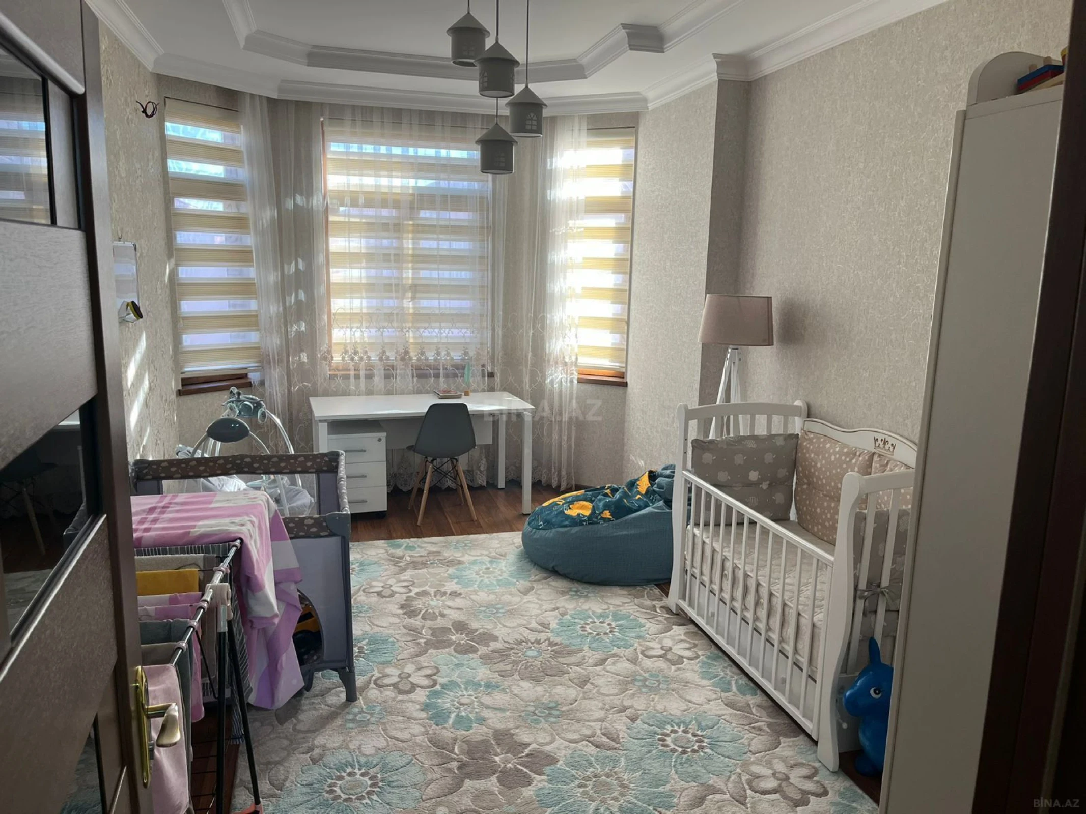 Satılır 3 otaqlı mənzil 120 m²