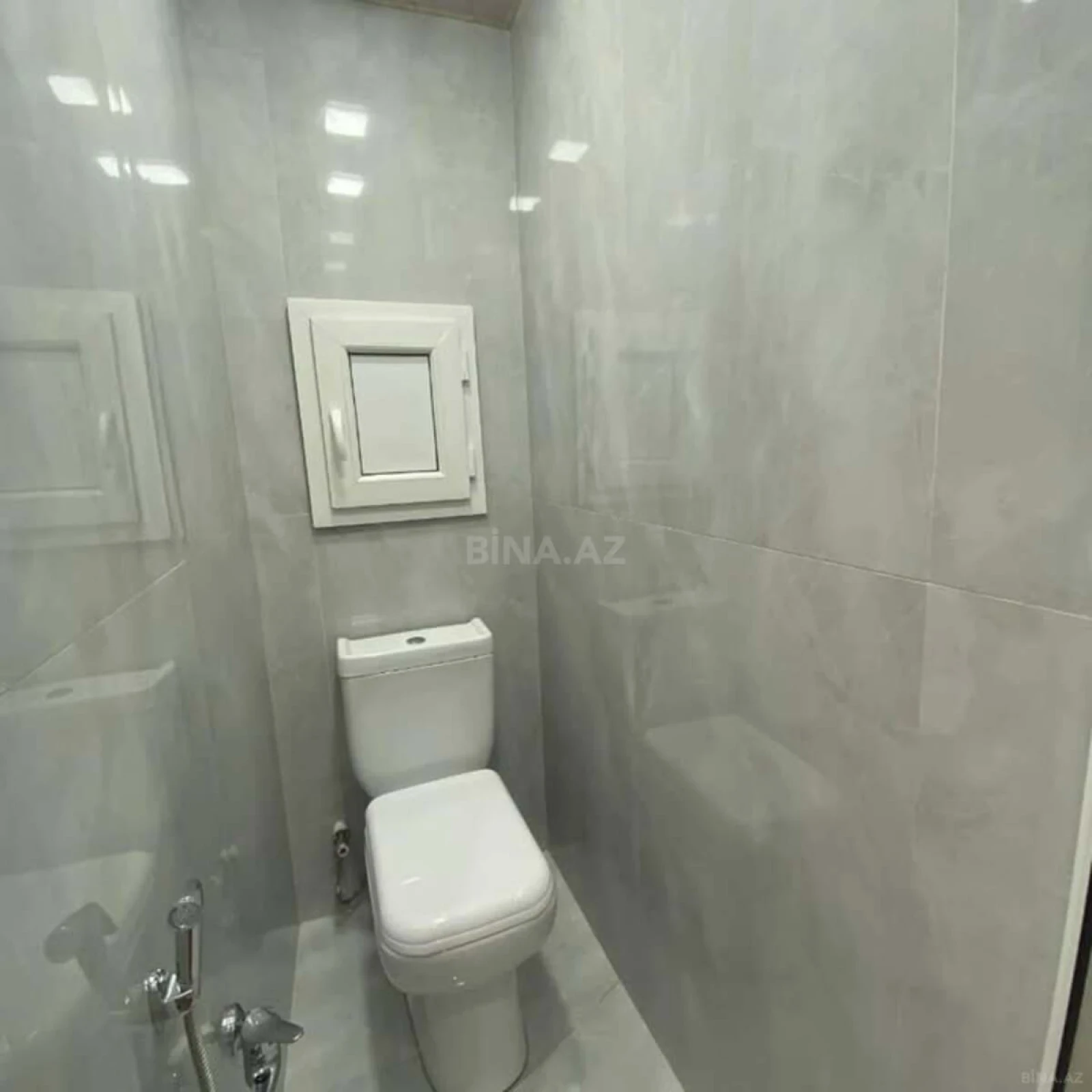 Satılır 2 otaqlı mənzil 65 m²