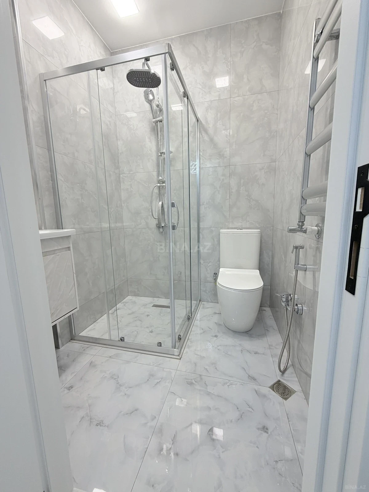 Satılır 2 otaqlı mənzil 38 m²