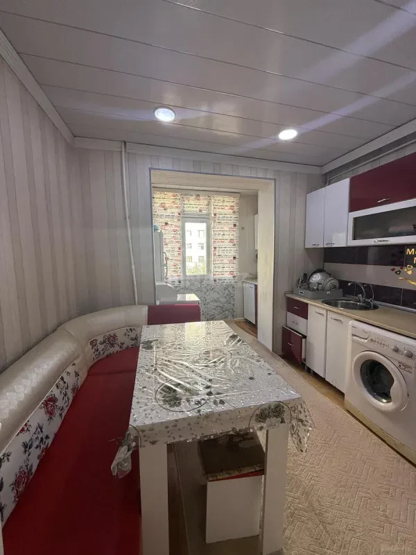 Satılır 3 otaqlı mənzil 75 m²
