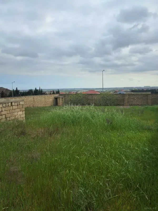 Satılır 6 otaqlı həyət evi 240 m²