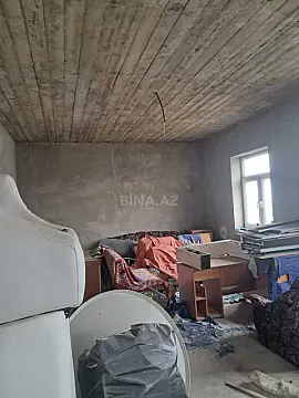 Satılır 6 otaqlı həyət evi 240 m²