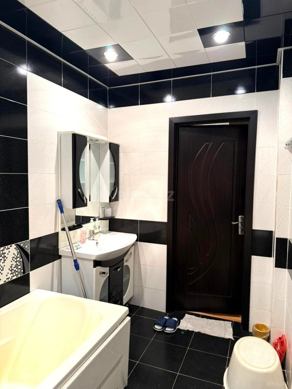 Satılır 3 otaqlı mənzil 75 m²