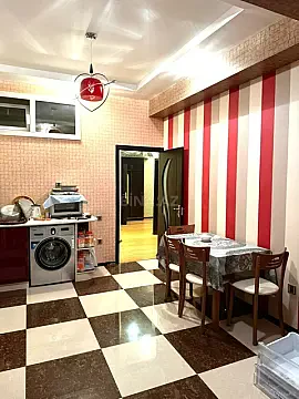 Satılır 3 otaqlı mənzil 75 m²