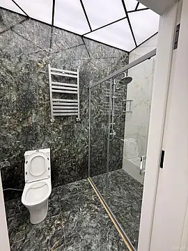 Satılır 3 otaqlı mənzil 125 m²