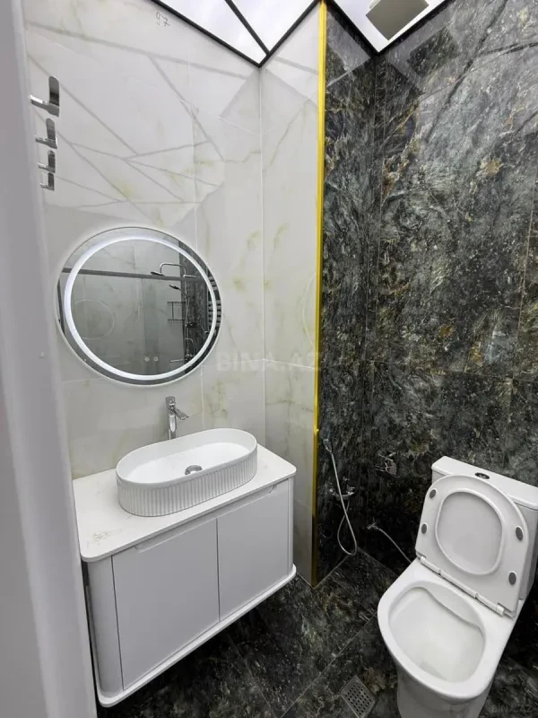 Satılır 3 otaqlı mənzil 125 m²