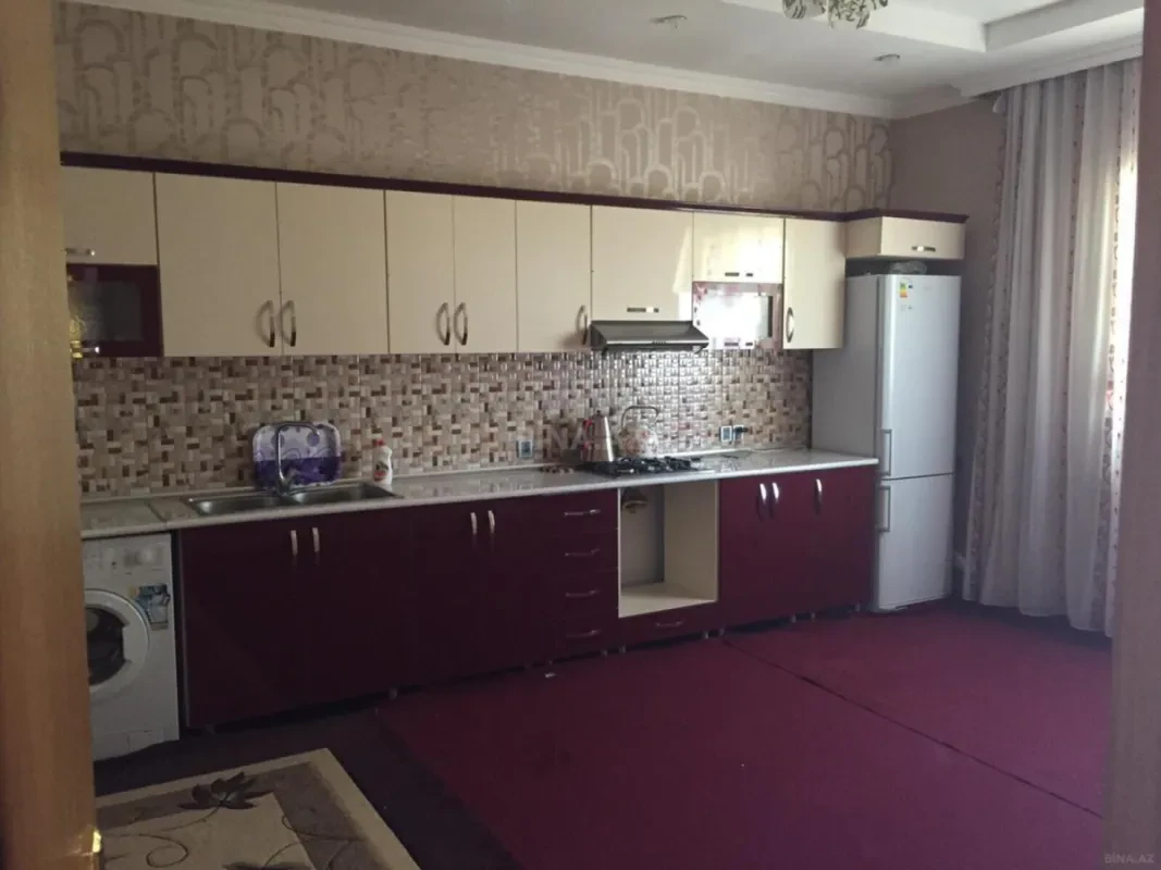 Kirayə verilir 5 otaqlı həyət evi 280 m²