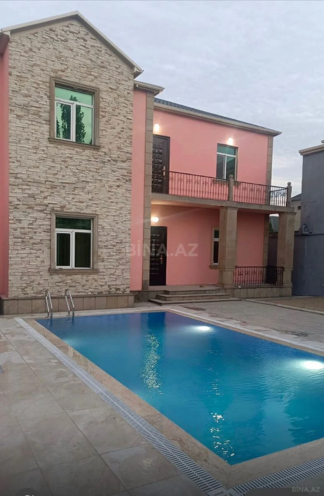 Kirayə verilir 5 otaqlı həyət evi 280 m²