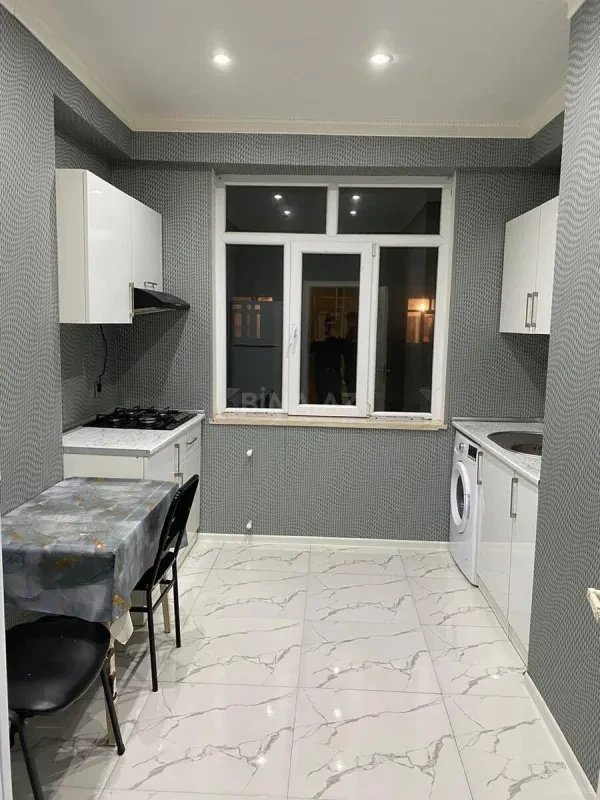 Kirayə verilir 3 otaqlı mənzil 96 m²