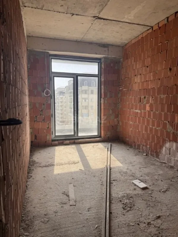 Satılır 2 otaqlı mənzil 48 m²