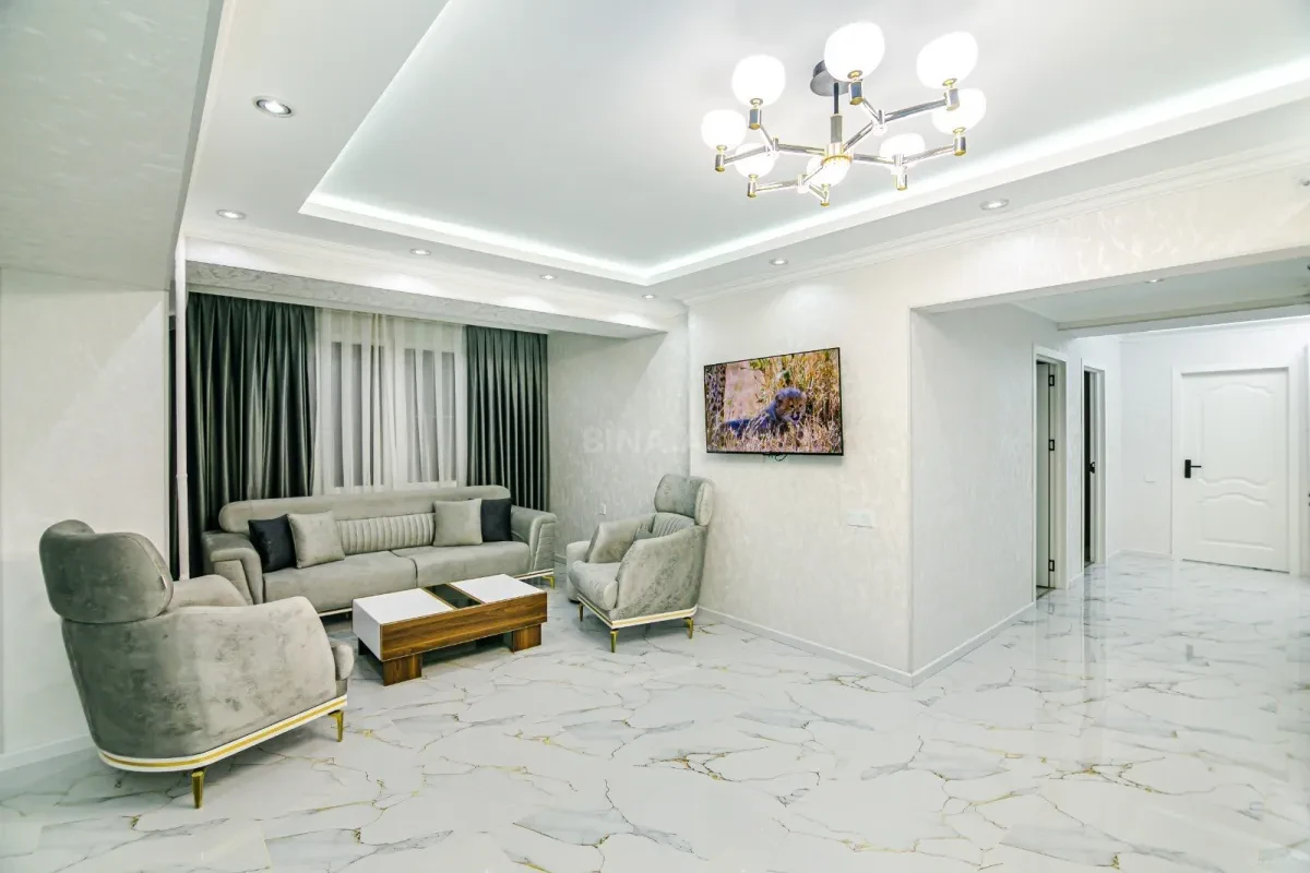 Kirayə verilir 3 otaqlı mənzil 82 m²