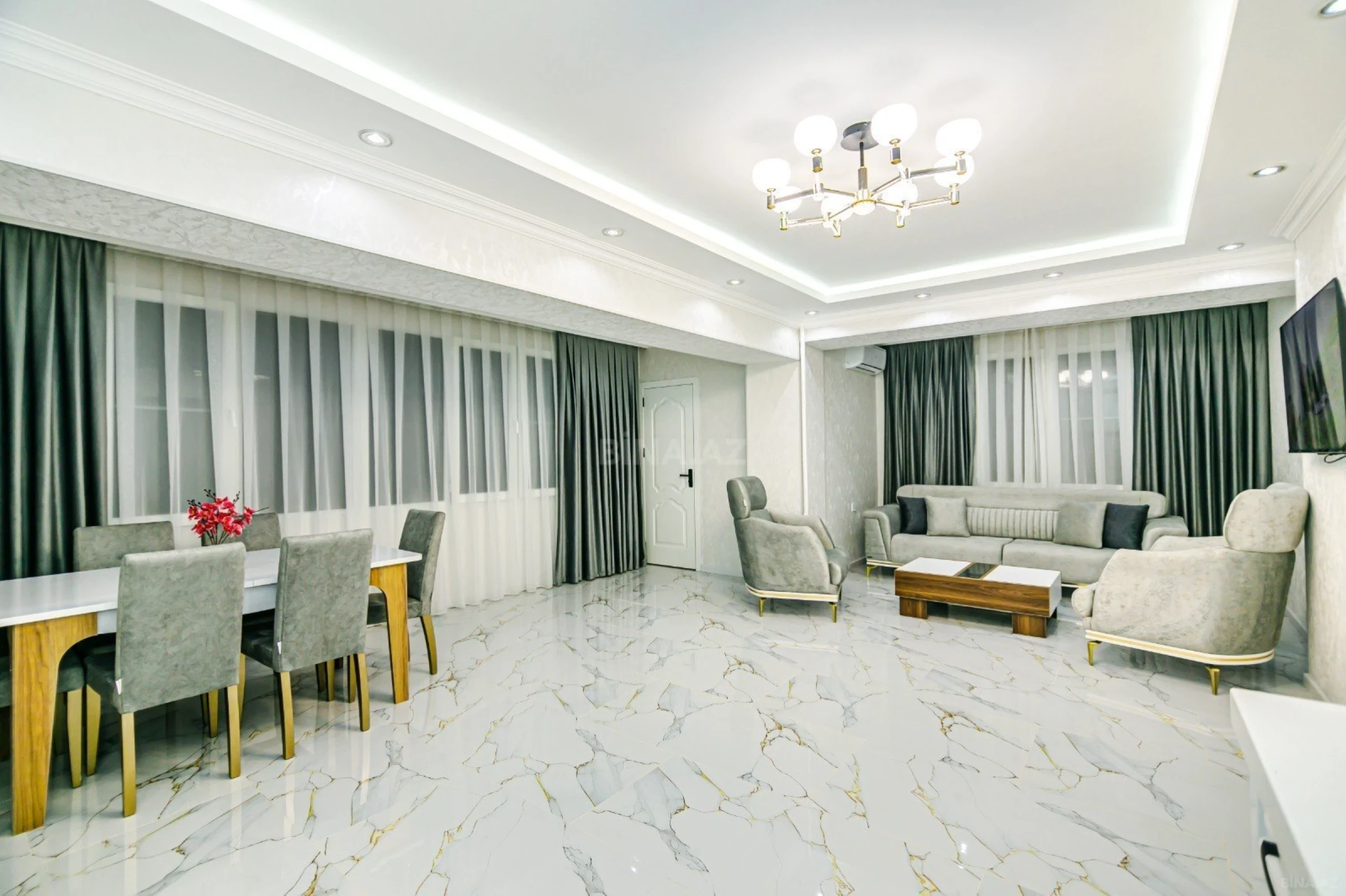 Kirayə verilir 3 otaqlı mənzil 82 m²