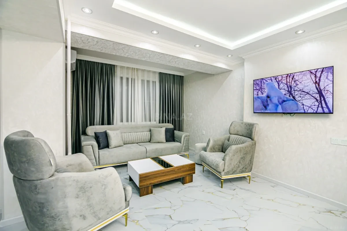 Kirayə verilir 3 otaqlı mənzil 82 m²
