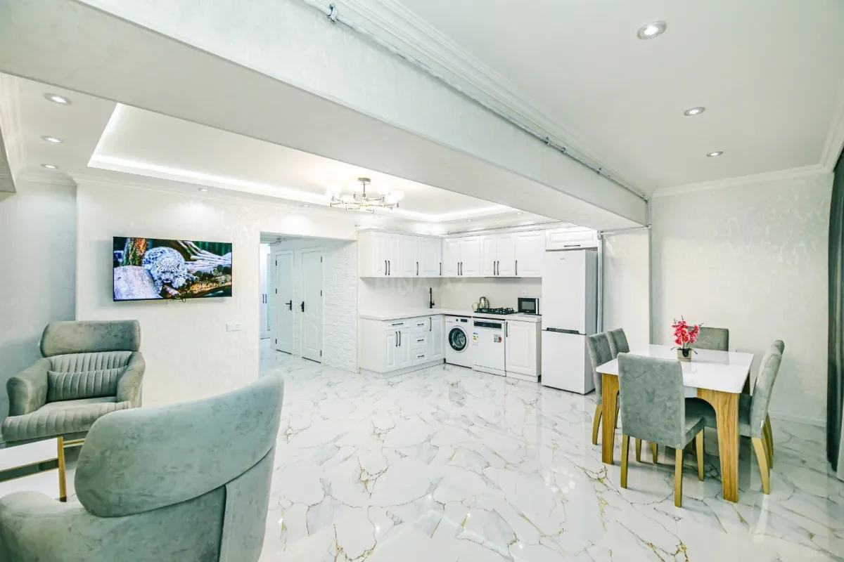 Kirayə verilir 3 otaqlı mənzil 82 m²