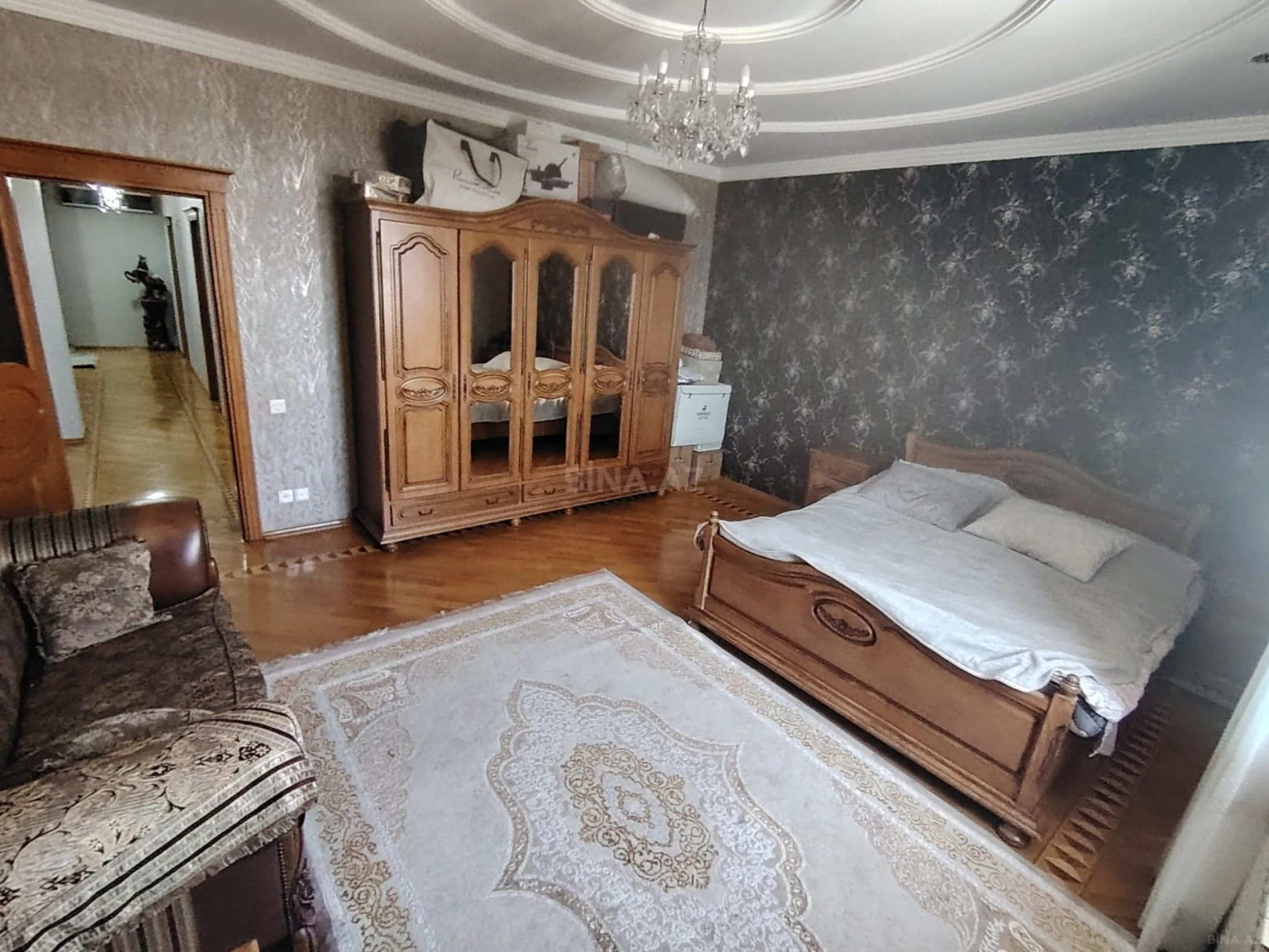 Satılır 3 otaqlı mənzil 125 m²