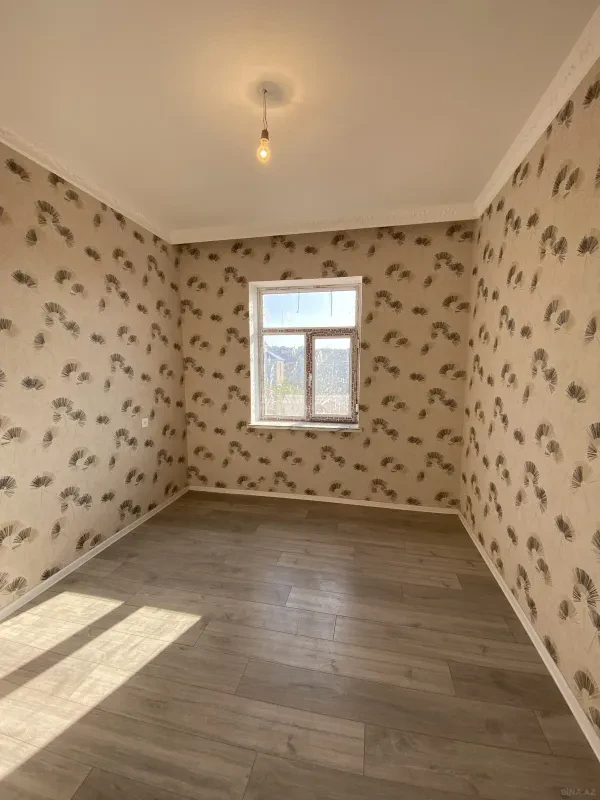 Satılır 4 otaqlı həyət evi 200 m²