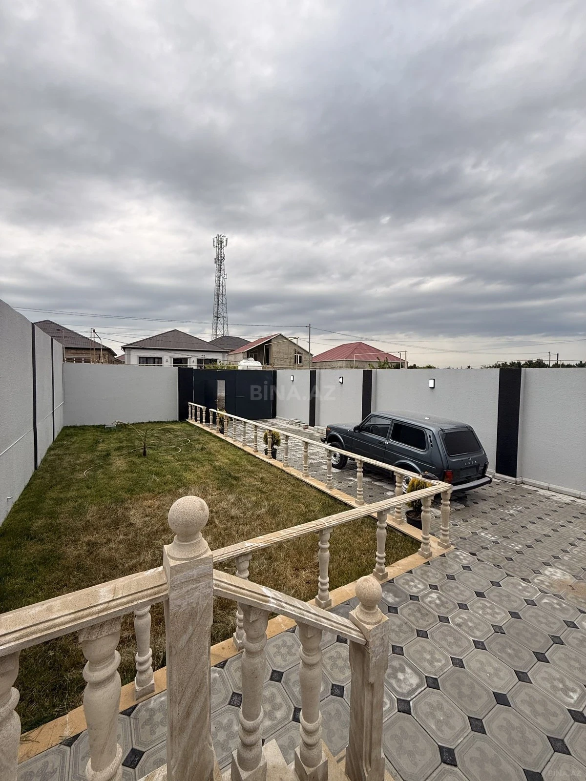 Satılır 4 otaqlı həyət evi 120 m²