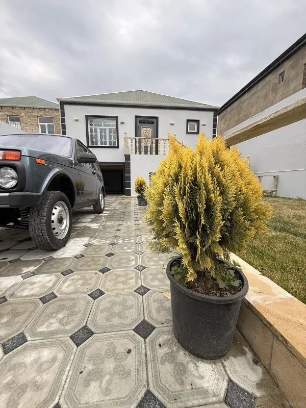 Satılır 4 otaqlı həyət evi 120 m²