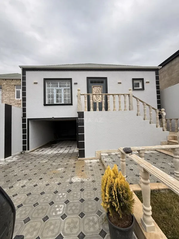 Satılır 4 otaqlı həyət evi 120 m²