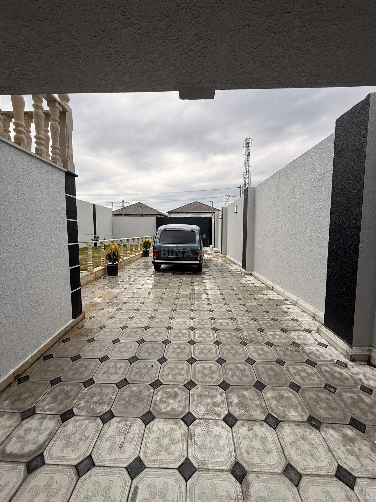 Satılır 4 otaqlı həyət evi 120 m²