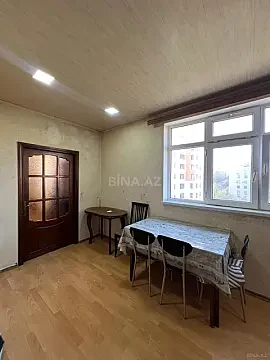 Satılır 4 otaqlı mənzil 120 m²