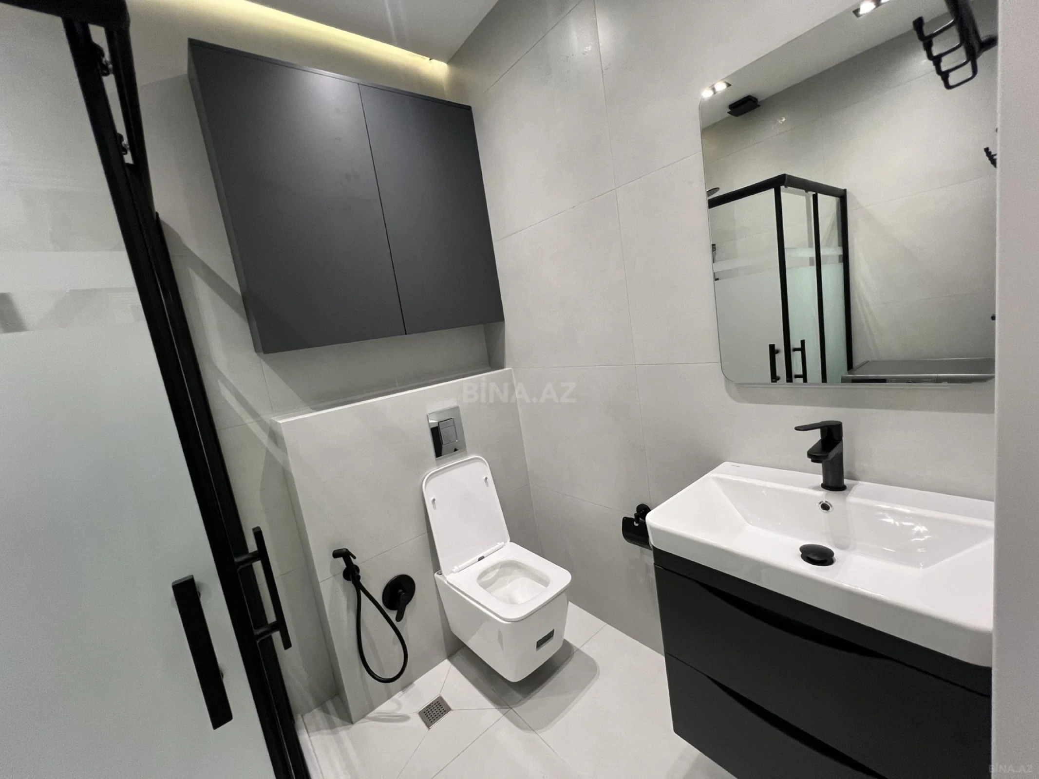 Kirayə verilir 3 otaqlı mənzil 85 m²